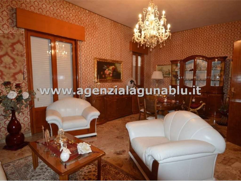 casa indipendente in vendita a Mazara del Vallo