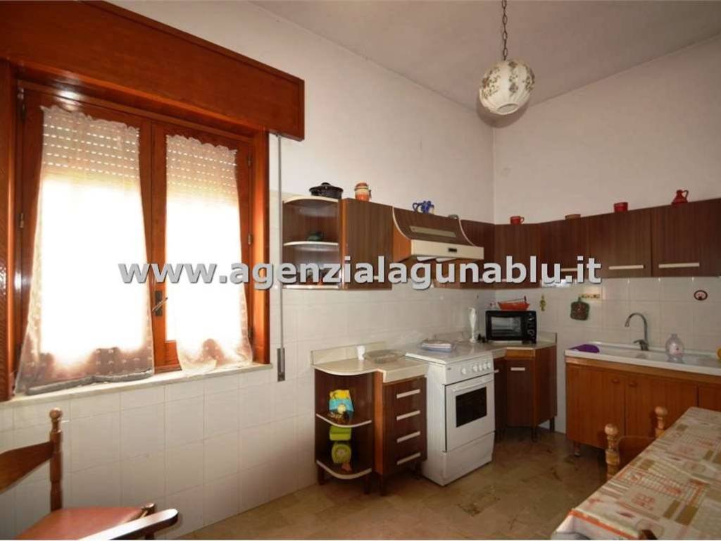 intera palazzina in vendita a Mazara del Vallo