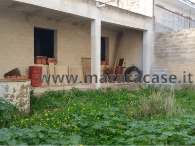 locale di sgombero in vendita a Mazara del Vallo