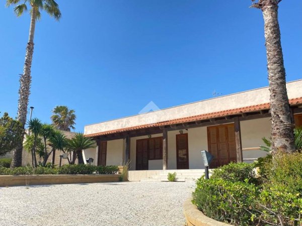 casa indipendente in vendita a Mazara del Vallo in zona Mazara Due