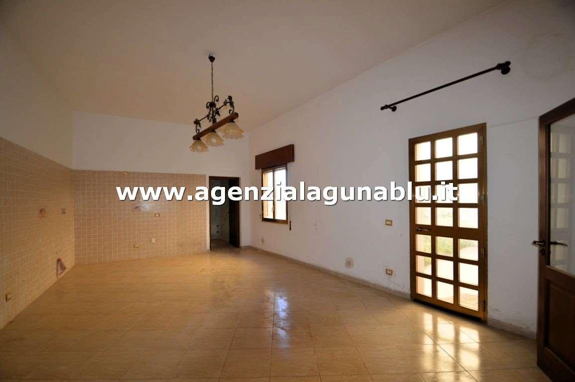 casa indipendente in vendita a Mazara del Vallo