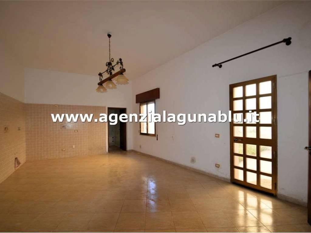 casa indipendente in vendita a Mazara del Vallo