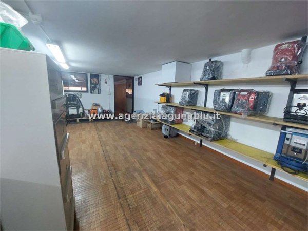 locale di sgombero in vendita a Mazara del Vallo
