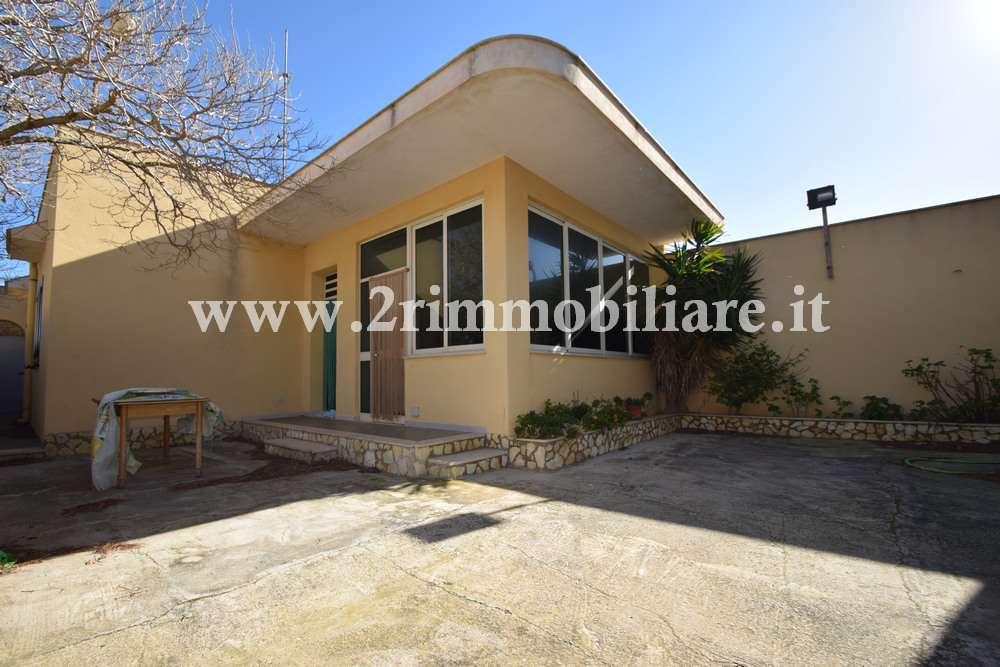 casa indipendente in vendita a Mazara del Vallo