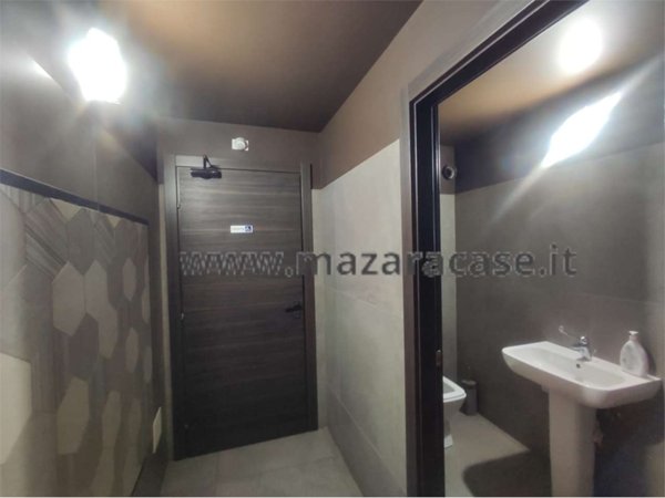 negozio in vendita a Mazara del Vallo