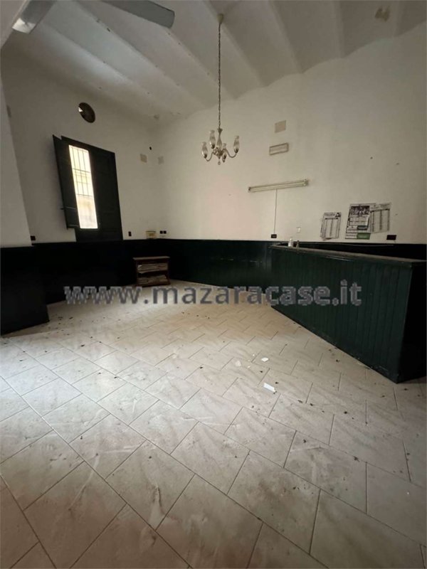 ufficio in vendita a Mazara del Vallo in zona Centro Storico