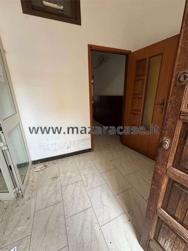 ufficio in vendita a Mazara del Vallo in zona Centro Storico