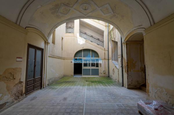 locale di sgombero in vendita a Mazara del Vallo