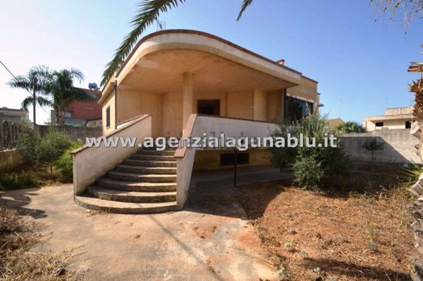 casa indipendente in vendita a Mazara del Vallo