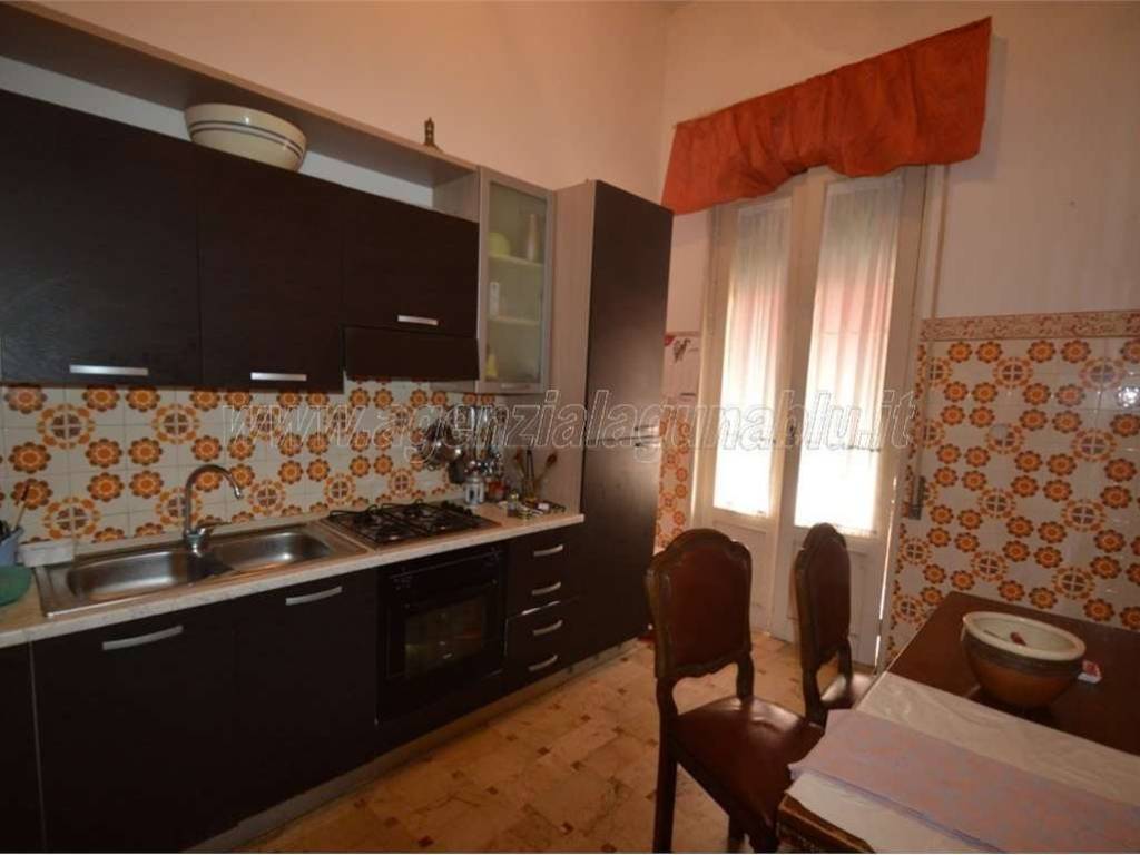 intera palazzina in vendita a Mazara del Vallo