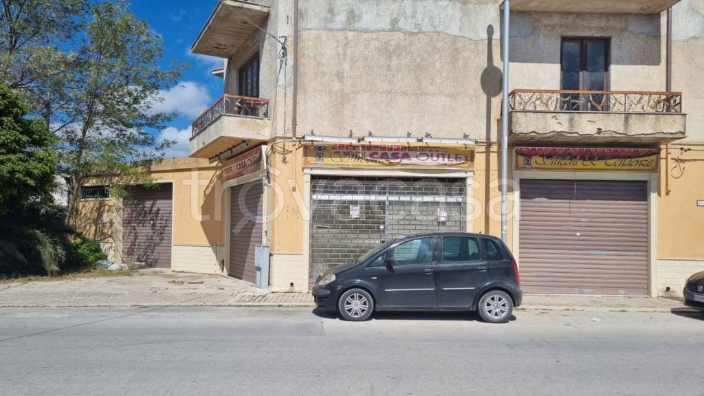 locale commerciale in vendita a Mazara del Vallo