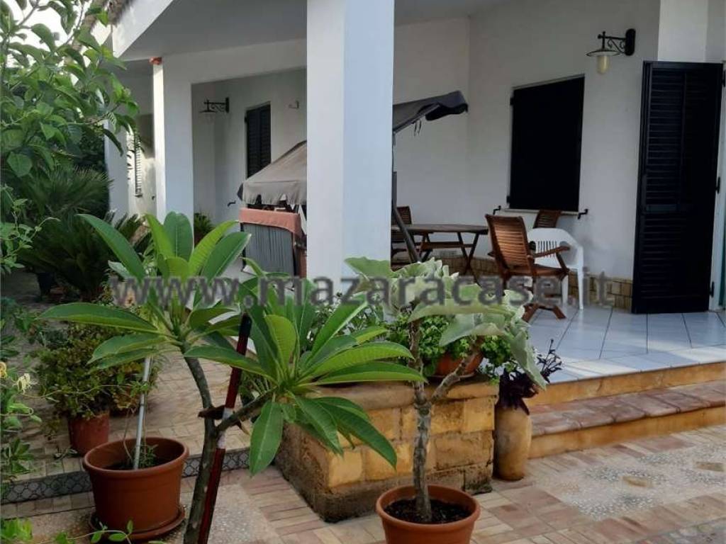 casa indipendente in vendita a Mazara del Vallo