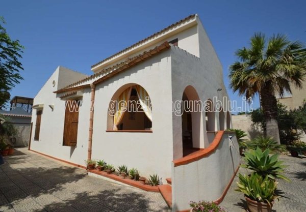 casa indipendente in vendita a Mazara del Vallo