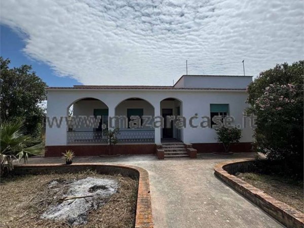 casa indipendente in vendita a Mazara del Vallo