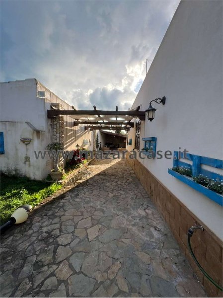 casa indipendente in vendita a Mazara del Vallo