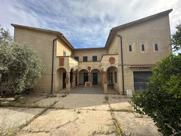 casa indipendente in vendita a Mazara del Vallo in zona Centro Storico