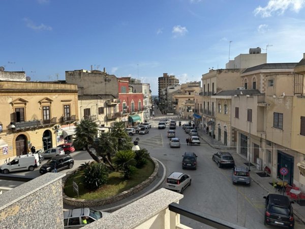 casa indipendente in vendita a Mazara del Vallo in zona Centro Storico