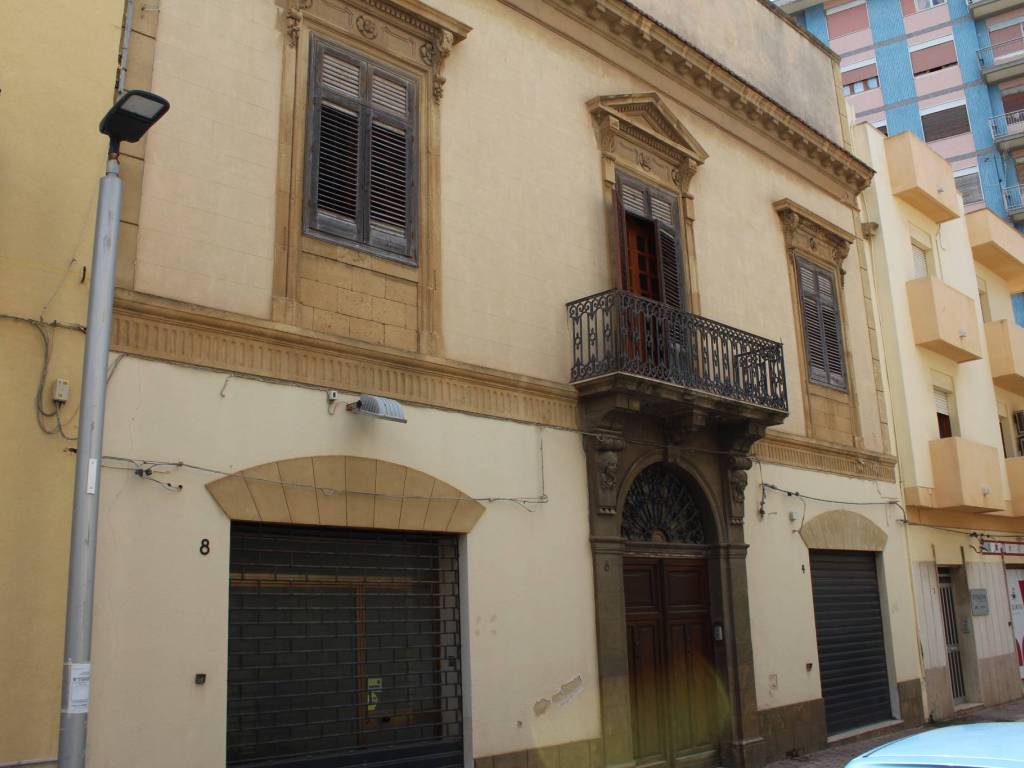 casa indipendente in vendita a Mazara del Vallo in zona Centro Storico