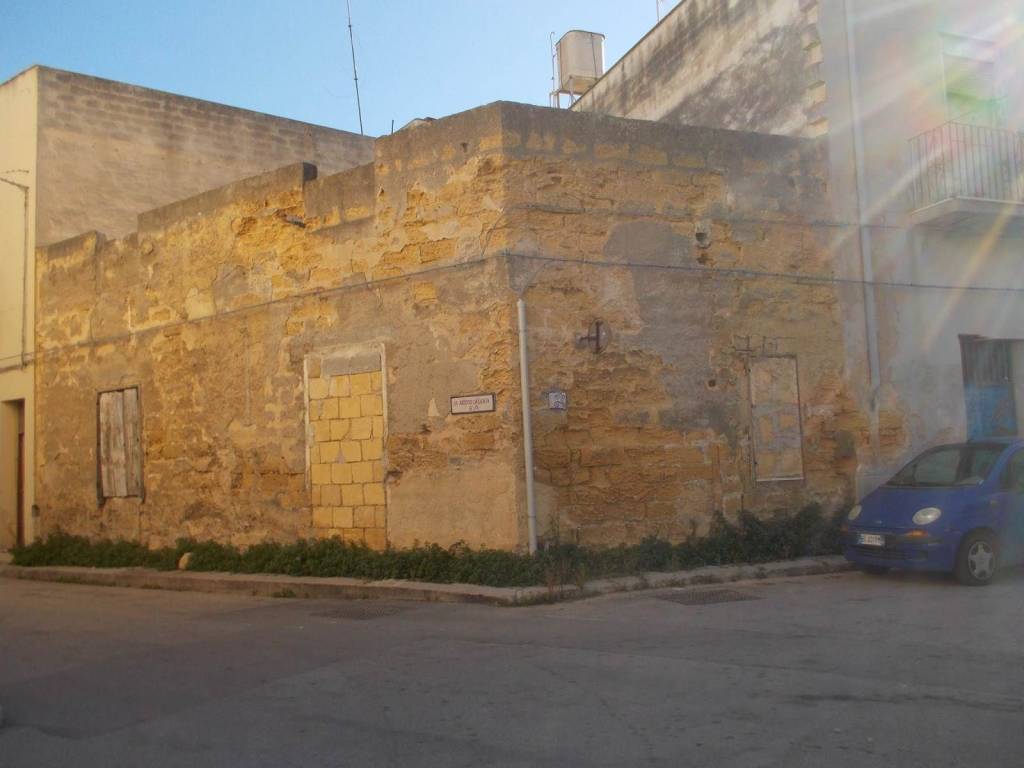 casa indipendente in vendita a Mazara del Vallo in zona Centro Storico
