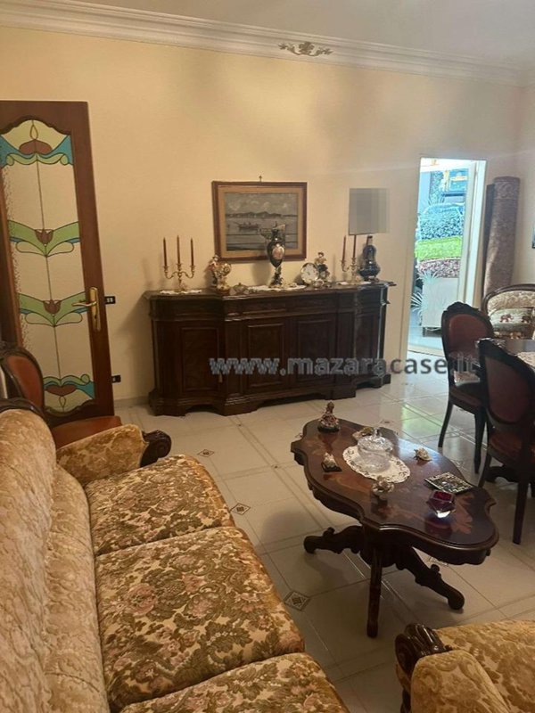 casa indipendente in vendita a Mazara del Vallo