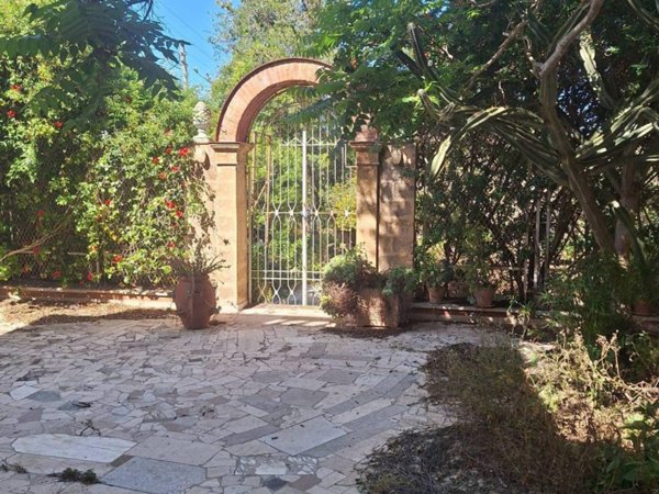 casa indipendente in vendita a Mazara del Vallo