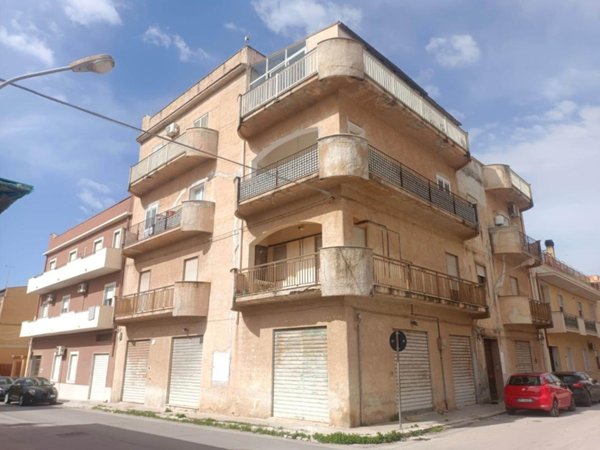 intera palazzina in vendita a Mazara del Vallo