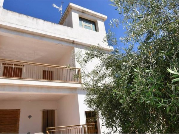 casa indipendente in vendita a Mazara del Vallo