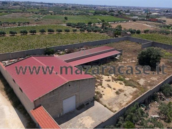 locale commerciale in vendita a Mazara del Vallo in zona Borgata Costiera