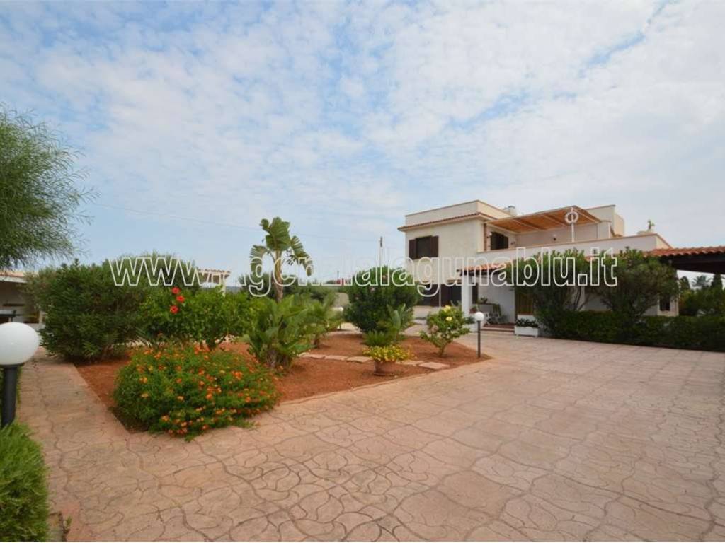 casa indipendente in vendita a Mazara del Vallo