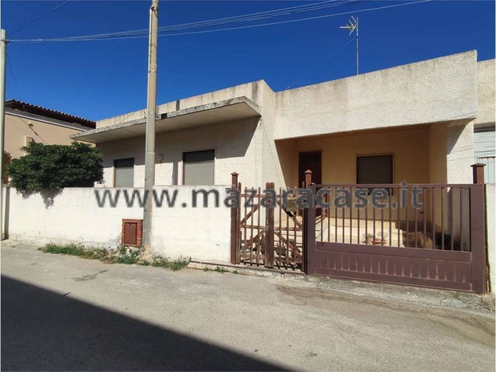 casa indipendente in vendita a Mazara del Vallo