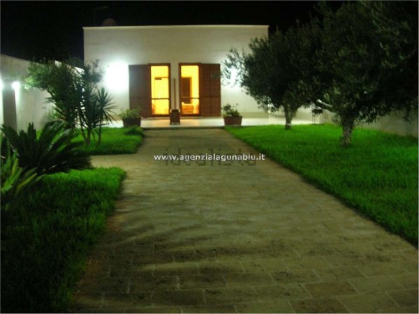 casa indipendente in vendita a Mazara del Vallo