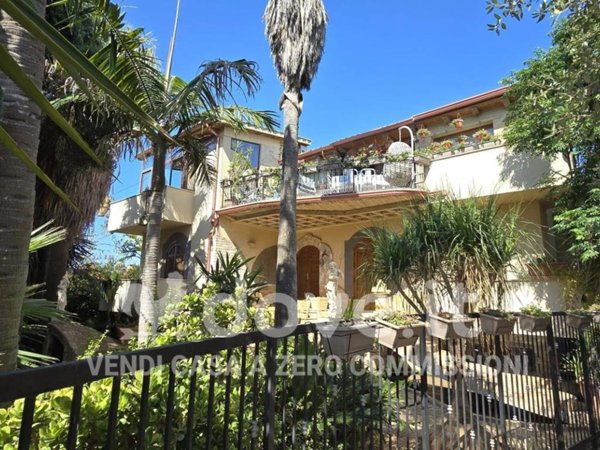 casa indipendente in vendita a Mazara del Vallo in zona Centro Storico