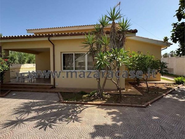 casa indipendente in vendita a Mazara del Vallo