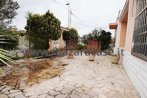 casa indipendente in vendita a Mazara del Vallo