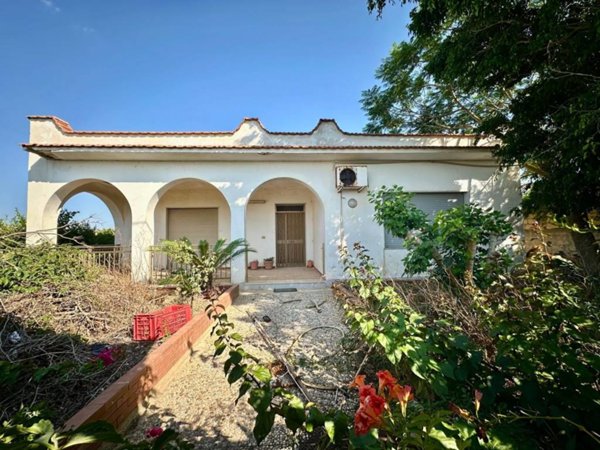 casa indipendente in vendita a Mazara del Vallo in zona Capo Feto