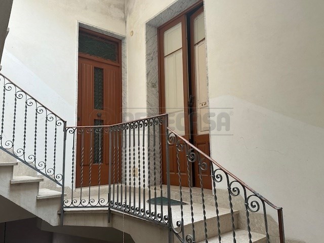 casa indipendente in vendita a Mazara del Vallo in zona Centro Storico