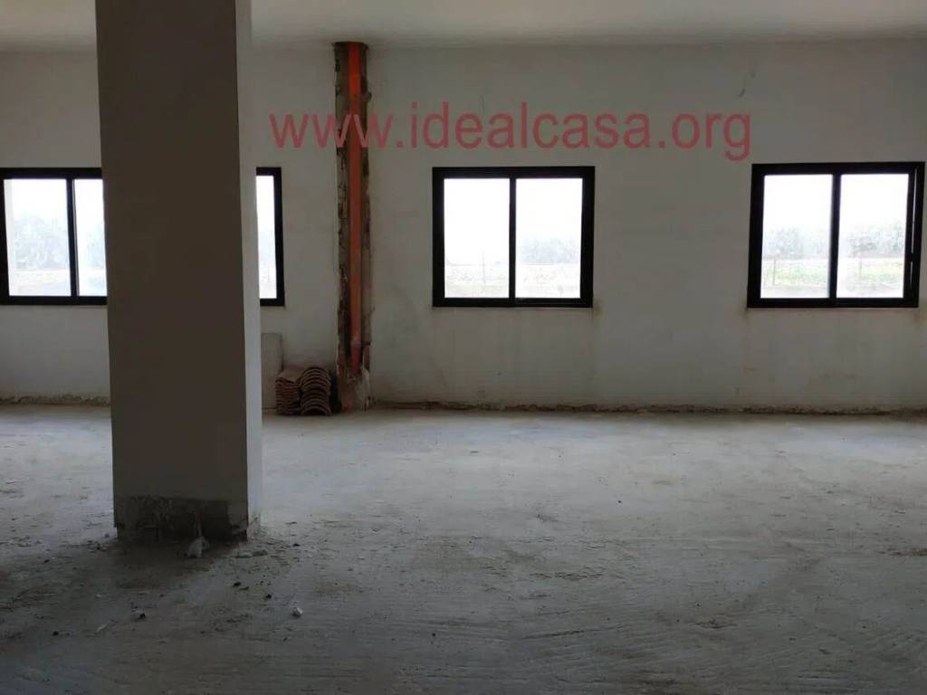 locale commerciale in vendita a Mazara del Vallo