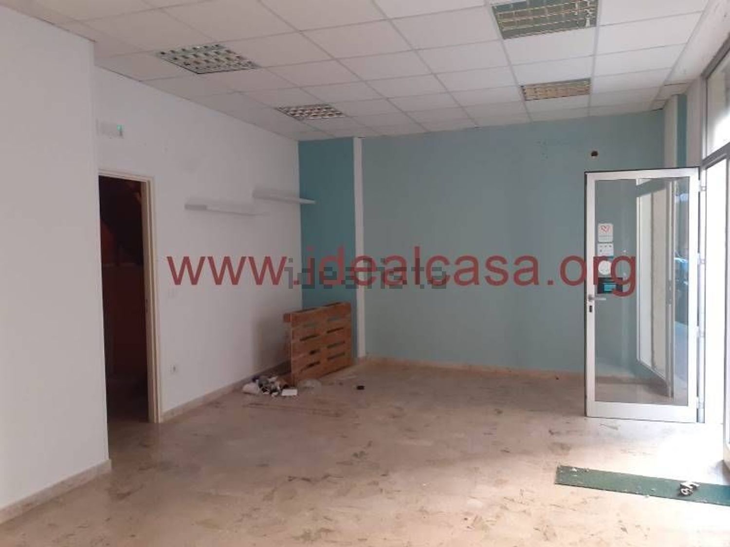 locale commerciale in vendita a Mazara del Vallo