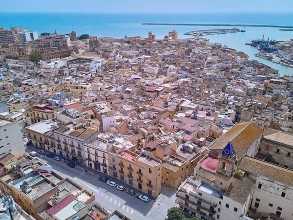 casa indipendente in vendita a Mazara del Vallo in zona Centro Storico