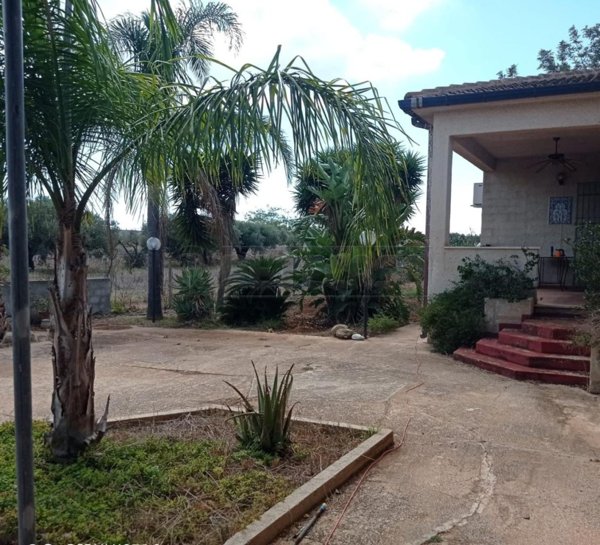 casa indipendente in vendita a Mazara del Vallo