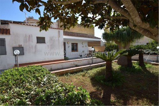 casa indipendente in vendita a Mazara del Vallo