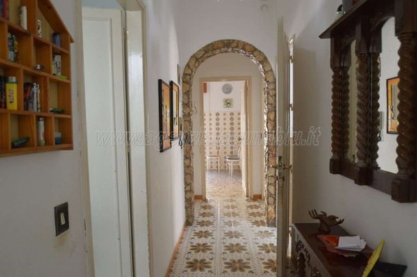 casa indipendente in vendita a Mazara del Vallo