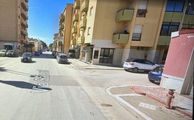 locale commerciale in vendita a Mazara del Vallo