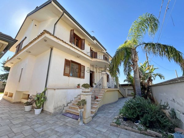 casa indipendente in vendita a Mazara del Vallo