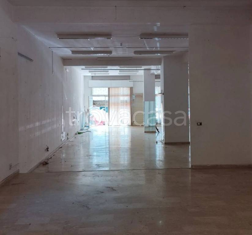 negozio in vendita a Mazara del Vallo