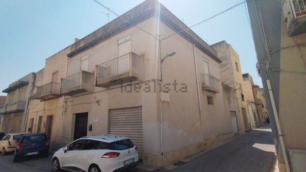 casa indipendente in vendita a Mazara del Vallo in zona Centro Storico
