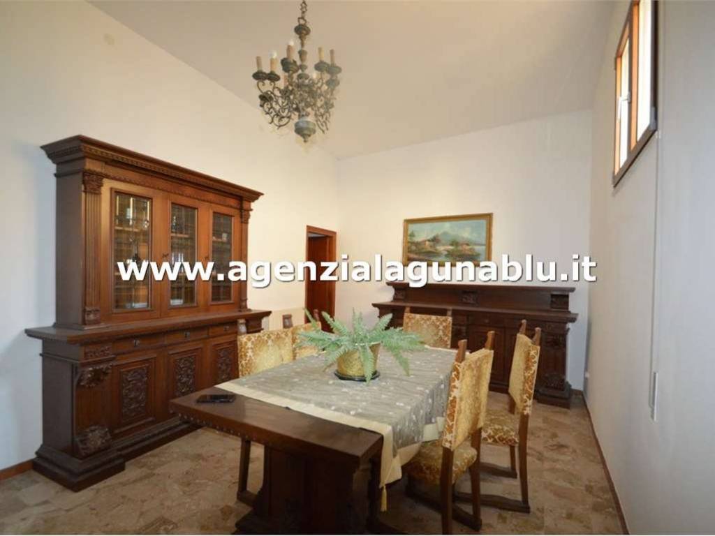 appartamento in vendita a Mazara del Vallo in zona Centro Storico