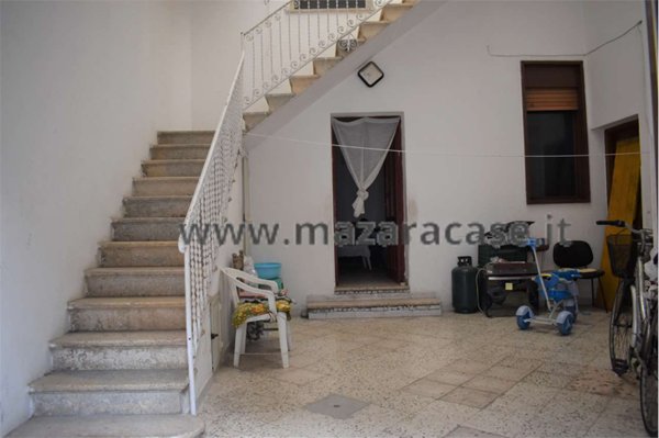 casa indipendente in vendita a Mazara del Vallo in zona Centro Storico