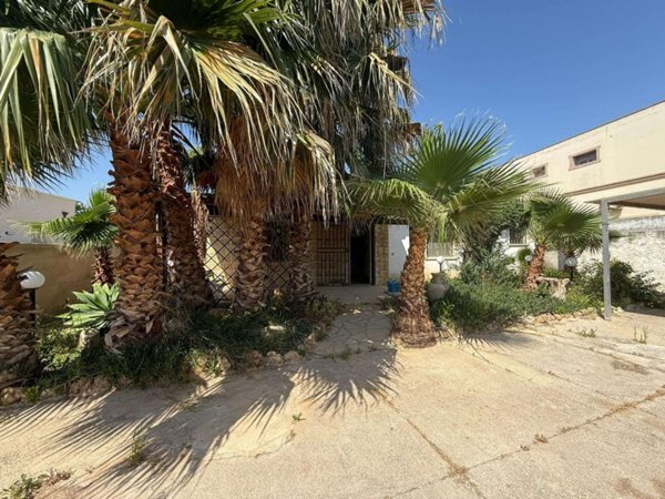 casa indipendente in vendita a Mazara del Vallo