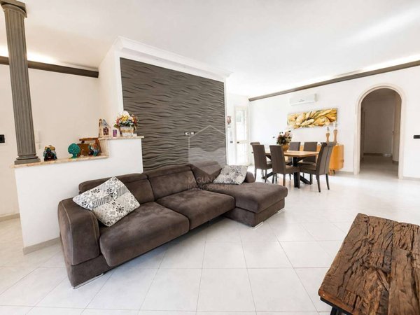 casa indipendente in vendita a Mazara del Vallo in zona Capo Feto
